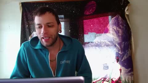 Snapshot of cguffey2284 chatting on 02.05.25 cguffey2284 online show from 02.05.25