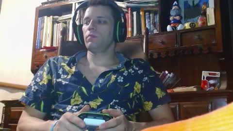 Snapshot of cguffey2284 chatting on 02.13.25 cguffey2284 online show from 02.13.25