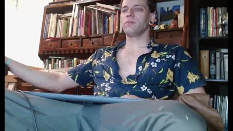 Snapshot of cguffey2284 chatting on 02.13.25 cguffey2284 online show from 02.13.25