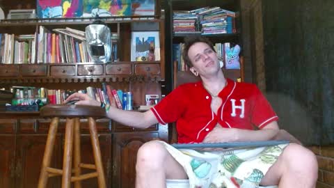 Snapshot of cguffey2284 chatting on 02.21.25 cguffey2284 online show from 02.21.25