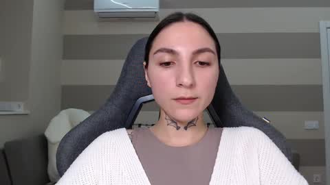 Kate online show from 02.04.25