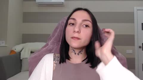 Kate online show from 02.19.25