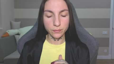 Kate online show from 04.14.26