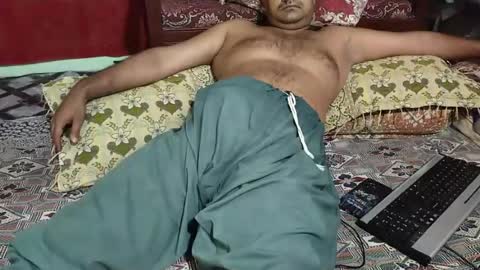 Snapshot of chadipluskhangarh chatting on 06.10.26 Stormydick online show from 06.10.26