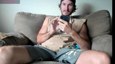 Snapshot of chadpowerz chatting on 09.09.25 Lydong online show from 09.09.25