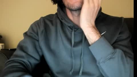 Snapshot of chadpowerz chatting on 11.19.25 Lydong online show from 11.19.25