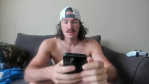 Snapshot of chadpowerz chatting on 06.13.26 Lydong online show from 06.13.26