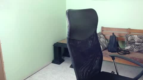 Snapshot of chalonvera chatting on 05.30.26 Chalon online show from 05.30.26