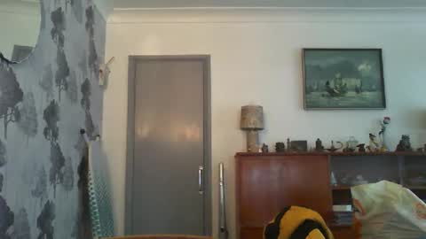 Snapshot of champers37 chatting on 01.04.25 Champers online show from 01.04.25