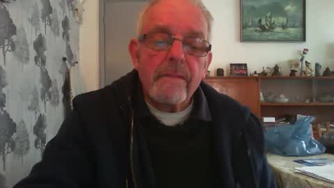 Snapshot of champers37 chatting on 03.11.25 Champers online show from 03.11.25