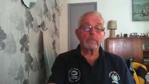 Snapshot of champers37 chatting on 04.27.26 Champers online show from 04.27.26
