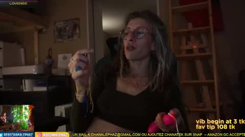 Snapshot of chanalephaz chatting on 09.16.25 Rebecca online show from 09.16.25