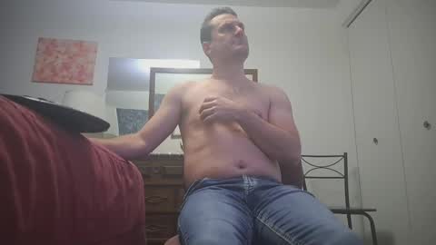 Snapshot of changej chatting on 01.13.25 changej online show from 01.13.25