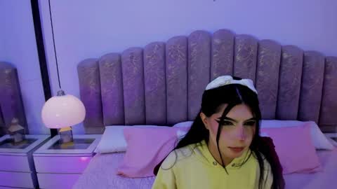 Channel Sofia online show from 04.19.26