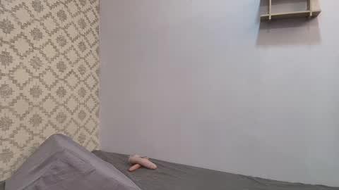 Raquel  online show from 01.31.25