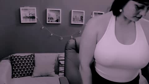 The Queen online show from 12.07.24