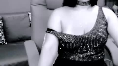 The Queen online show from 09.14.25