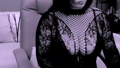 The Queen online show from 10.05.25