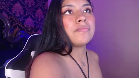  chantalpetit  online show from 04.20.26