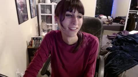 Snapshot of chaos_kat chatting on 12.18.25 Chaos Kat online show from 12.18.25