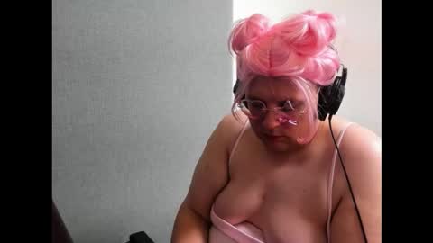 Snapshot of charisofthethreshold chatting on 11.18.25 charisofthethreshold online show from 11.18.25