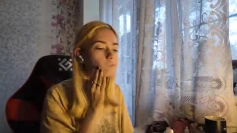 Nancy online show from 11.03.25