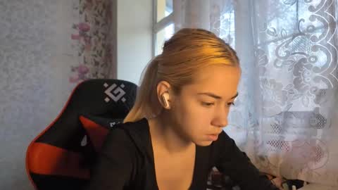 Nancy online show from 11.05.25