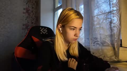 Nancy online show from 11.18.25