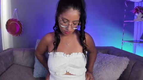 charlhot_ online show from 10.19.25