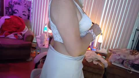 Charli online show from 01.12.25