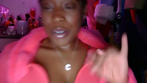 charliecakesssss online show from 01.18.25