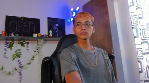 Snapshot of charlieerusso chatting on 01.26.25 Charles Russo online show from 01.26.25