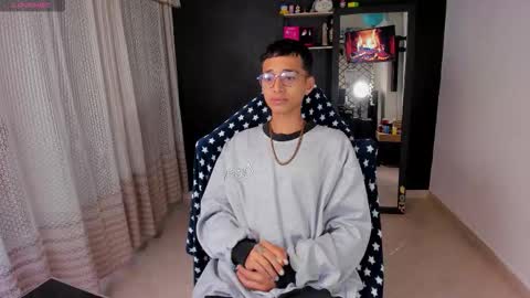 Snapshot of charlieerusso chatting on 02.01.26 Charles Russo online show from 02.01.26