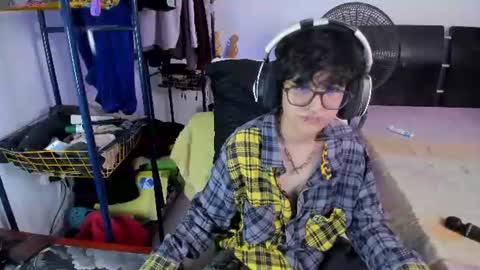 Snapshot of charlietaylorr__ chatting on 06.19.26 Charlie online show from 06.19.26