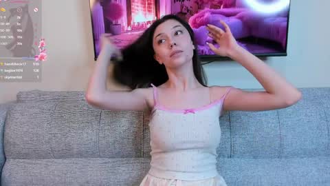 Yumi online show from 04.09.26