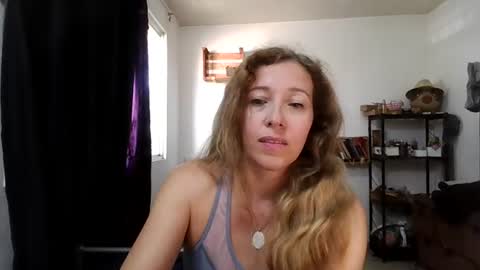Snapshot of charlot_ponze chatting on 08.06.26 charlott online show from 08.06.26
