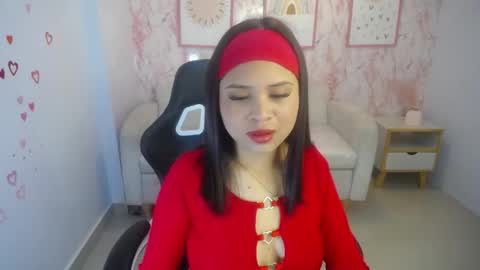 Snapshot of charlote_ch chatting on 05.30.26 charlote_ch online show from 05.30.26