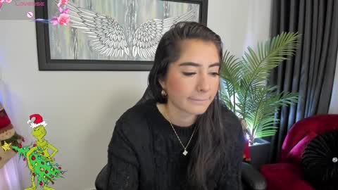 Snapshot of charlote_horny chatting on 12.27.24 Charlote online show from 12.27.24