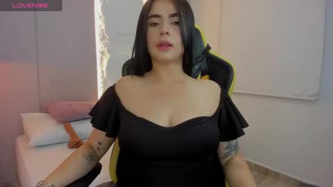 Snapshot of charlote_rossee chatting on 09.18.25 charlote_rossee online show from 09.18.25