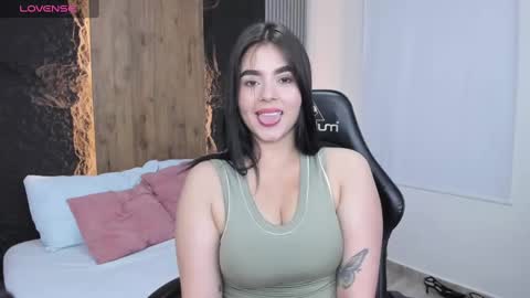 Snapshot of charlote_rossee chatting on 09.22.25 charlote_rossee online show from 09.22.25