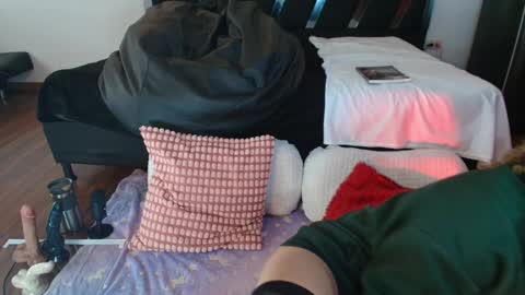 Char 3 online show from 01.12.25