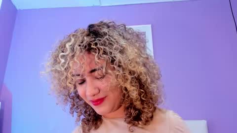 Snapshot of charlotte1117 chatting on 01.08.26 Char 3 online show from 01.08.26