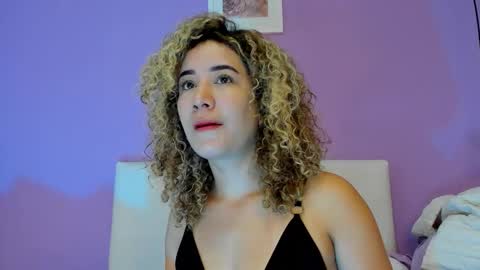 Snapshot of charlotte1117 chatting on 01.14.26 Char 3 online show from 01.14.26