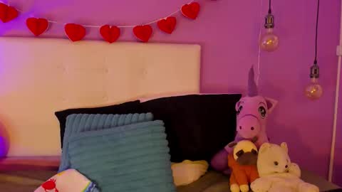 Snapshot of charlotte1117 chatting on 02.16.26 Char 3 online show from 02.16.26