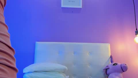 Snapshot of charlotte1117 chatting on 02.18.26 Char 3 online show from 02.18.26