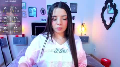 Charlotte online show from 04.12.26