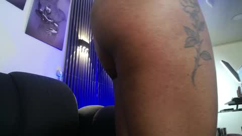 Charlotte  online show from 12.18.25