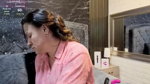 charlotte online show from 11.29.25