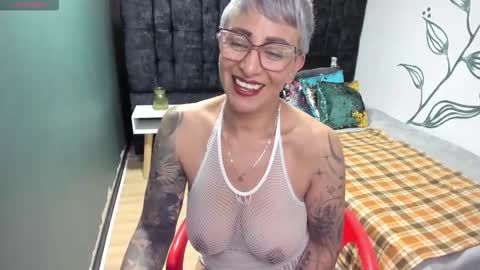 CHARLOTTE GRAY online show from 12.16.25