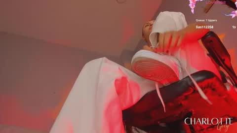 charlotte  grey online show from 03.17.26